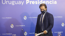 Embajadora en España se reunió con Lacalle Pou y dio positivo a covid-19