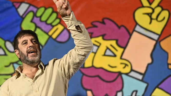 Presidente del Frente Amplio, Fernando Pereira, en acto por 52 aniversario del partido.
