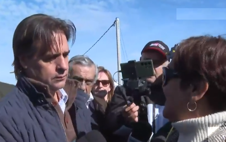Mujer reclamó a Lacalle Pou por su vivienda en Nuevo Berlín.