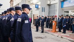 Más policías: egresarán nuevos funcionarios que irán a Caminera, INR y Científica