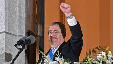 Uruguay saludó al nuevo presidente de Guatemala.