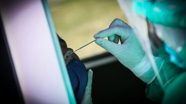 COVID-19 en Uruguay: 56 fallecimientos y 2.794 casos nuevos