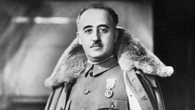 Gobierno español quiere exhumar los restos del dictador Franco