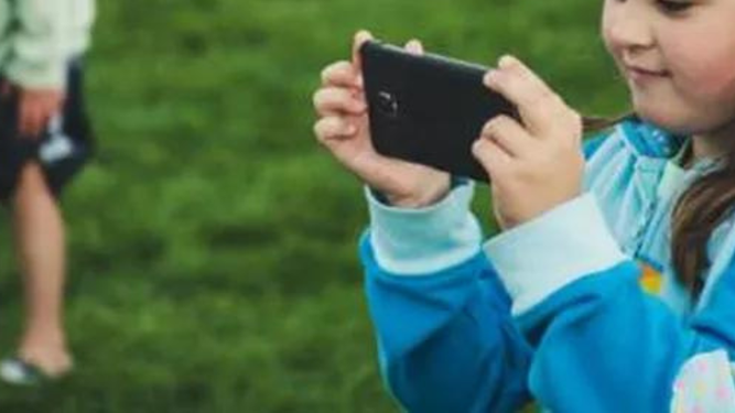 Recomendaciones de ASSE sobre uso de pantalla en niños