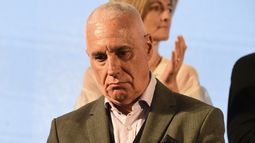 Carlos Negro visitó un centro para evacuados y valoró el trabajo realizado por su cartera