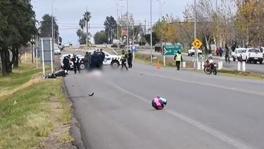 adolescente de 15 anos murio en artigas; iba en moto, choco con una bicicleta y la embistio un camion