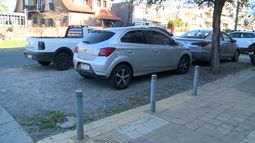 Intendencia aplicará sanciones por estacionar en veredas y bicesendas: cuándo comienza y cuál será la multa