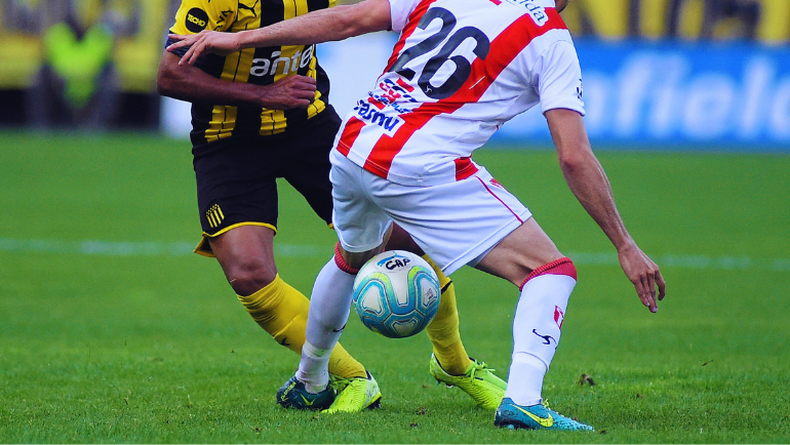 Peñarol y River Plate se enfrentan por la Serie Río de la Plata: los detalles de un cruce con historia