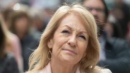 El Frente Amplio debate posible impuesto al 1% más rico.