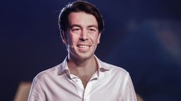 Piden sanción a Sartori por omitir declaración jurada de su esposa ante la Jutep