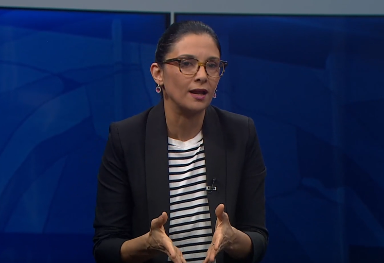 Claudia Umpiérrez trae los carnés de notas de los árbitros del fin de semana, con notas altas y bajas