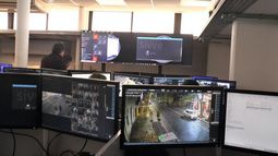 ¿Qué ocurre del otro lado del 911? El trabajo detrás de cada llamado de emergencia