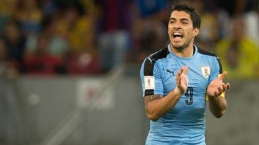 Luis Suárez llegó a Uruguay a entrenar con la selección