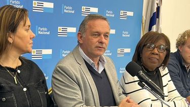 Delgado dijo que presidente de ASSE no puede durar un minuto más si se confirma que trabaja en mutualistas