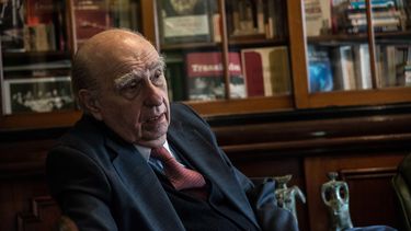 Sanguinetti: La estatura del presidente se levantó en la emergencia