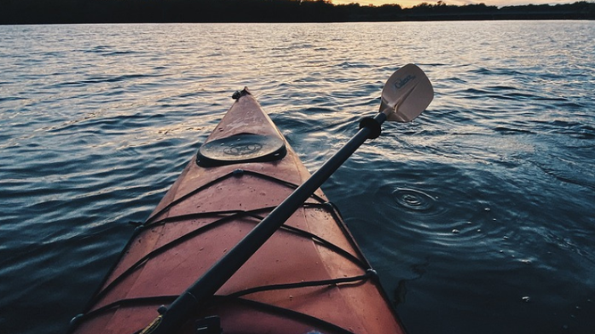 Armada pidió colaborar en búsqueda de argentinos desparecidos en kayak