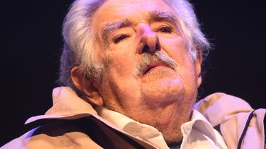 Mujica terminó su tratamiento y hay que esperar por sus resultados, dijo su médica