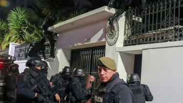 EEUU condena asalto a embajada de México en Ecuador