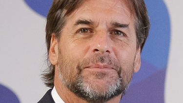 El presidente Luis Lacalle Pou visitó exposición de cuchillería en Punta del Este