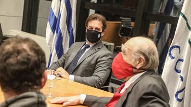 Para Sanguinetti el TLC con China es un mensaje para el Mercosur