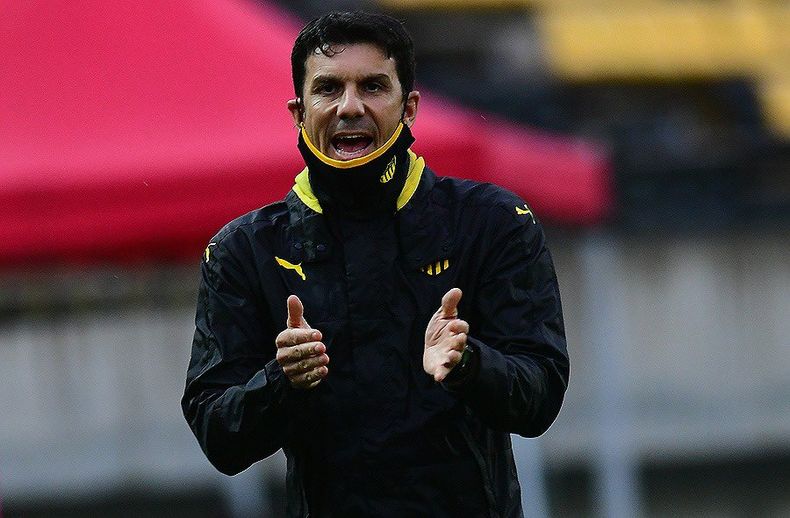 Peñarol necesita sumar puntos para acortar distancias en la Tabla Anual.