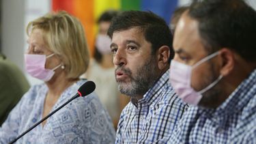 El presidente del Frente Amplio indicó que&nbsp;el gobierno quiere poner a la policía en contra de quienes impulsan la derogación de los 135 artículos de la LUC.