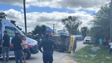Accidente en Piedras Blancas deja ocho niños lesionados