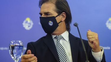 Hisopado de Lacalle Pou dio negativo a COVID-19