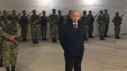 Javier García saludó a familiares de los tres infantes de Marina asesinados