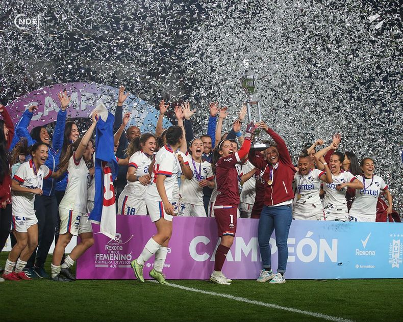 Nacional femenino se consagró campeón del Torneo Apertura