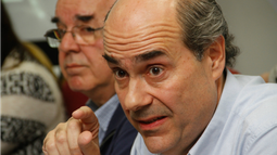 Alianza Nacional ajusta recolección de firmas por seguridad