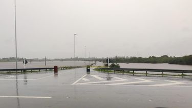 ¿Cuáles son las rutas y los caminos cortados por las inundaciones?