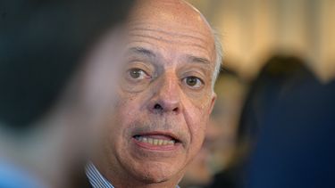 Senador Javier García.