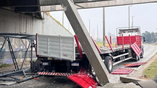 Lucía Etcheverry dijo que se va a trabajar con mucha celeridad para reparar el puente dañado en los accesos Lucía Etcheverry dijo que se va a trabajar con mucha celeridad para reparar el puente dañado en los accesos