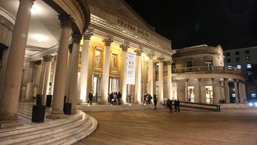 Una directora de la Comedia Nacional dio positivo al covid-19