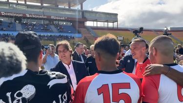 Lacalle Pou participó de partido de rugby con presos de Maldonado