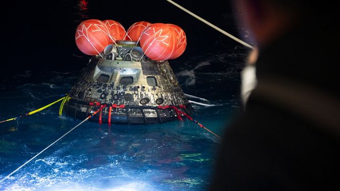 La NASA apuesta por Jeff Bezos y Elon Musk para llevar astronautas a la Luna, tras expedición de Artemis II