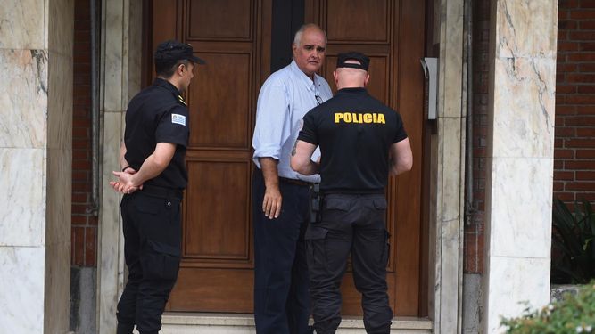 Caso Gustavo Penadés: acusaciones de exhibiciòn de poder y la educación no cambia por estar preso