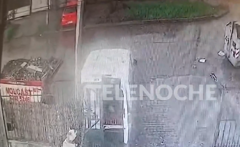 "¡Dame la plata!": Con un fusil y violentamente, tres delincuentes rapiñaron una distribuidora en Conciliación