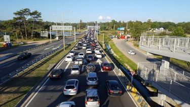 Más de 460.000 personas salieron de Uruguay en julio.