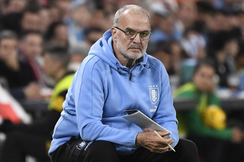 Marcelo Bielsa: No es posible imaginar rivales débiles