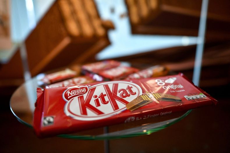 Insólito: robaron un camión con 12 toneladas de chocolates KitKat en Europa