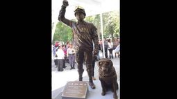 Frida, la perra mexicana rescatista ya tiene su estatua