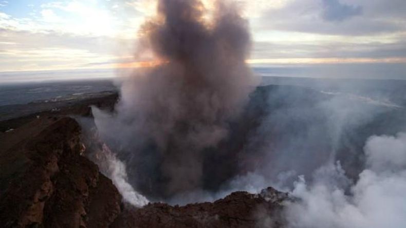 Nueva erupción en volcán Kilauea generó sismo en Hawai