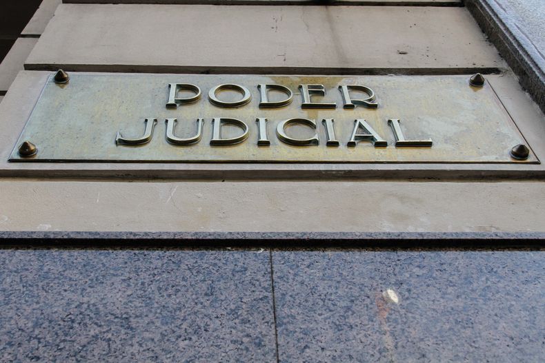 Seguridad en sedes tras ataque a Mónica Ferrero.&nbsp;