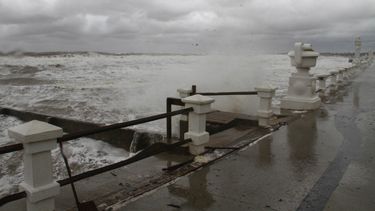 Inumet advierte por vientos muy fuertes y persistentes para parte del país y hay alertas Naranja y Amarilla Inumet advierte por vientos muy fuertes y persistentes para parte del país y hay alertas Naranja y Amarilla