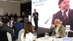 Luis Lacalle Pou ironizó sobre ausencia de Orsi en acto de Exportadores y recordó sus días de estudiante | Presidencia