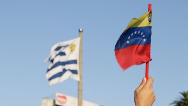Elecciones en Venezuela: apenas 400 de 40.000 venezolanos están habilitados a votar en Uruguay