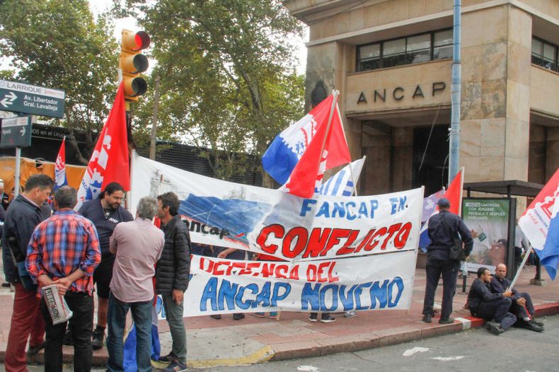 Gremio de Ancap definió paro de 24 horas para el martes