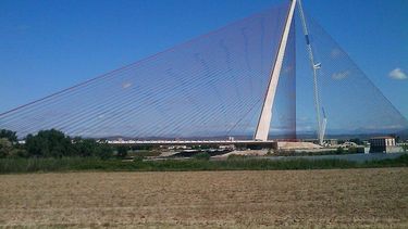 murio un influencer que escalo un puente en espana para hacer un video para tiktok